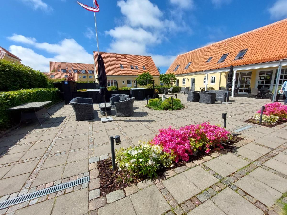 Toftegarden Guesthouse - Apartments & Rooms Skagen Esterno foto