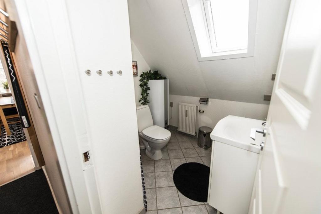 Toftegarden Guesthouse - Apartments & Rooms Skagen Esterno foto
