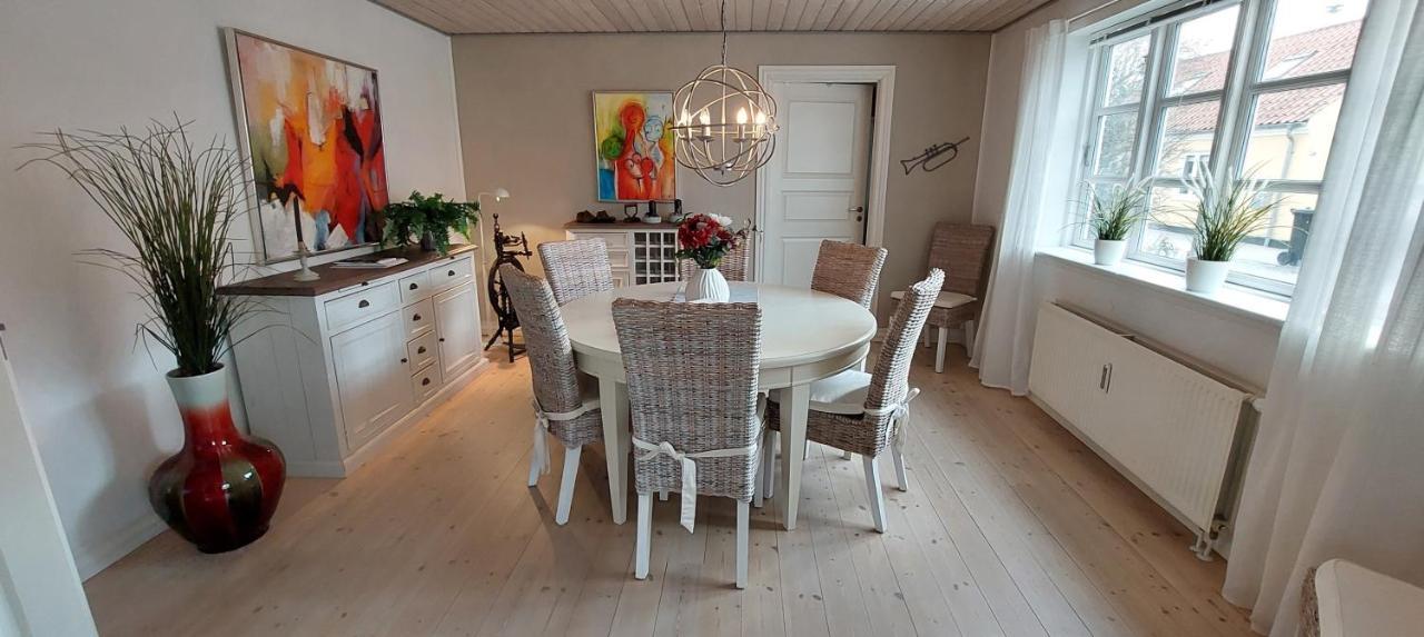 Toftegarden Guesthouse - Apartments & Rooms Skagen Esterno foto