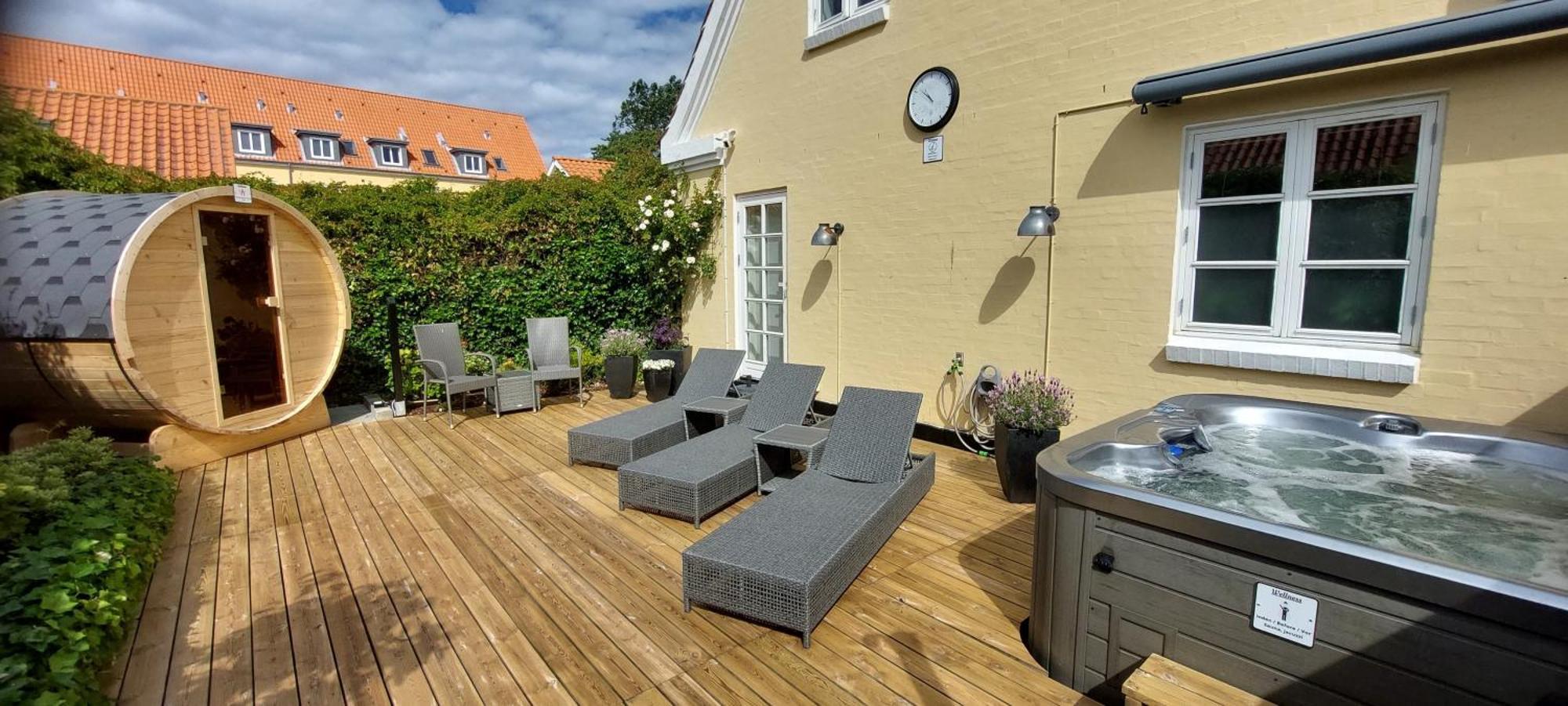 Toftegarden Guesthouse - Apartments & Rooms Skagen Esterno foto